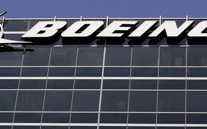 Giữa lúc bê bối bủa vây, Boeing giành được hợp đồng 4 tỷ USD