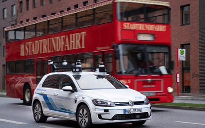 Volkswagen thử nghiệm xe tự lái trên đường phố