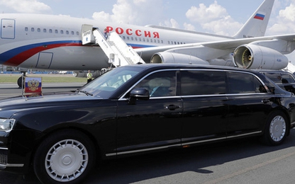 Siêu xe chở Tổng thống Putin gây chú ý khi thăm nhà máy Mercedes-Benz