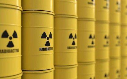 Thanh niên Nhật mua Uranium trên mạng về để chế thử quặng