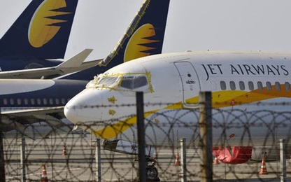 Vì sao hãng hàng không lớn nhất Ấn Độ sụp đổ?