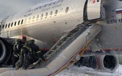 Các giả thiết khác về tai nạn máy bay Sukhoi 100 ở Nga