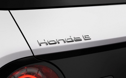Honda Jazz đang ở cuối vòng đời, sắp có thế hệ mới và thêm Hybrid