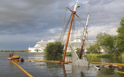 Vừa tu sửa hết 1,5 triệu euro, tàu gỗ thế kỷ 19 lại chìm
