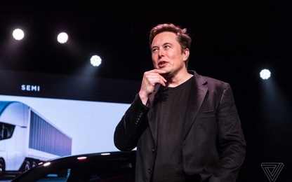 'Iron Man' Elon Musk là tỷ phú không tiền mặt?