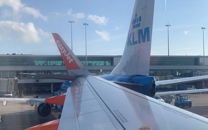 Hai máy bay va chạm trên đường băng sân bay Amsterdam