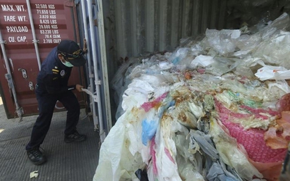 Indonesia trả lại 7 container rác thải cho Pháp và Hong Kong