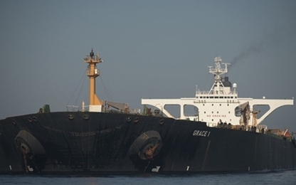 Mỹ ra lệnh bắt “siêu tàu dầu” Iran