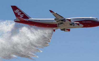 Mỹ điều “siêu máy bay chữa cháy” tới dập lửa rừng Amazon