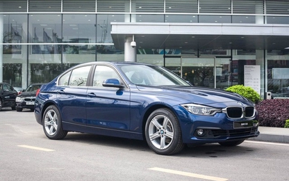 BMW 320i giảm giá ‘kịch khung’ 275 triệu đồng