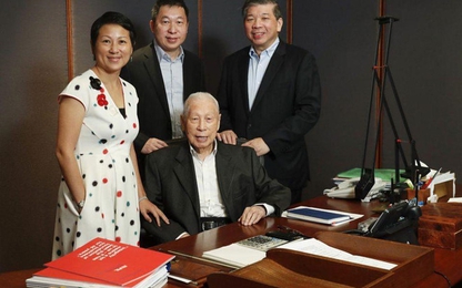 Dù đã 101 tuổi, tỷ phú Singapore vẫn ham làm giàu