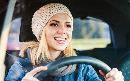 Phụ nữ lái ôtô tập trung hơn đàn ông?