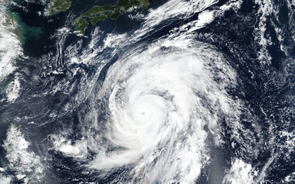 Siêu bão với sức gió 270 km/h chuẩn bị đổ bộ Nhật Bản