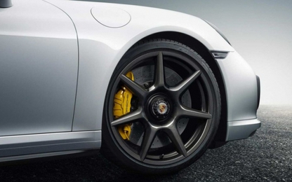Khám phá điều đặc biệt của logo Porsche tại bánh xe