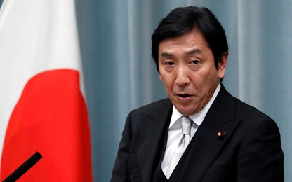 Bộ trưởng Bộ Thương mại Nhật Bản từ chức vì gửi 180 USD viếng