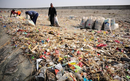 Trung Quốc xả hơn 200 triệu m3 rác thải vào biển năm 2018