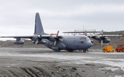 Tìm thấy mảnh vỡ máy bay C-130 chở 38 người của Chile trôi trên biển