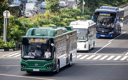 Xe buýt ở Jakarta (Indonesia) vượt kỷ lục chuyên chở 1 triệu khách/ngày