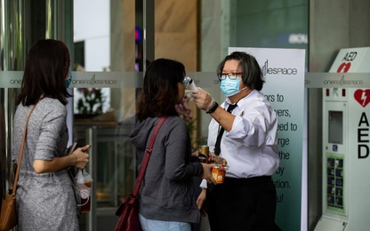 Dịch virus Vũ Hán tấn công trung tâm tài chính của Singapore