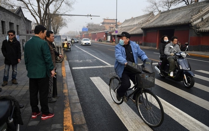 Bắc Kinh ‘nghẹt thở’ vì ô nhiễm nặng giữa dịch virus corona