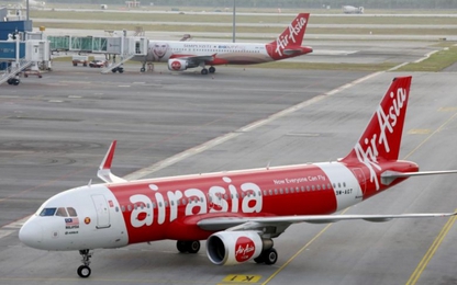 Người sáng lập AirAsia cam kết không nhận lương và duy trì việc làm
