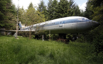 Người đàn ông sống bên trong máy bay Boeing 727