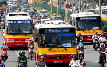 Hà Nội sẽ thay mới 64 xe buýt tuổi thọ trên 10 năm