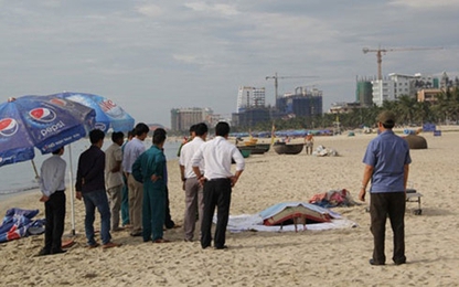Phát hiện xác người chết đã phân huỷ trôi dạt vào biển Đà Nẵng