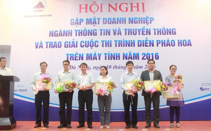 Đà Nẵng: Trao giải cuộc thi trình diễn pháo hoa trên máy tính năm 2016
