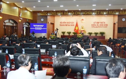 Kỳ họp HĐND TP Đà Nẵng lần đầu tiên "trống" ghế Chủ tịch