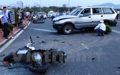 TNGT đặc biệt nghiêm trọng trên cầu Thuận Phước, 5 người thương vong