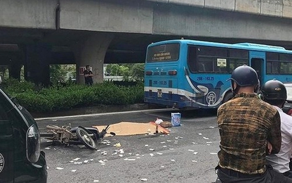Hà Nội: Va chạm với xe buýt, người đàn ông tử vong