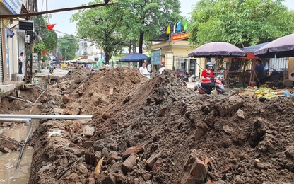 Hà Nội: Nhà thầu thi công đường Tứ Hiệp "vô cảm", người dân "lãnh đủ"