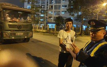 Không “vùng cấm” trong xử lý xe chở quá tải ở Hà Nội dịp cuối năm