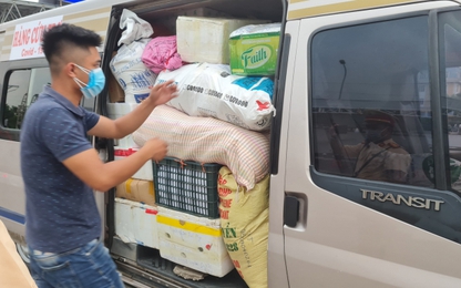 Lật tẩy chiêu trò xe khách ngoại tỉnh gắn mác "chở hàng cứu trợ" để vào Hà Nội