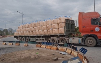 Hà Nam: Nhà máy Xi măng Bút Sơn "tiếp tay" xe chở quá tải?
