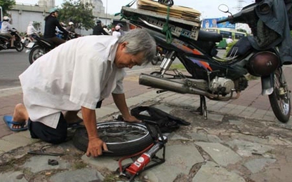 "Đinh tặc" lộng hành trên tuyến đường nối Vị Thanh-Cần Thơ