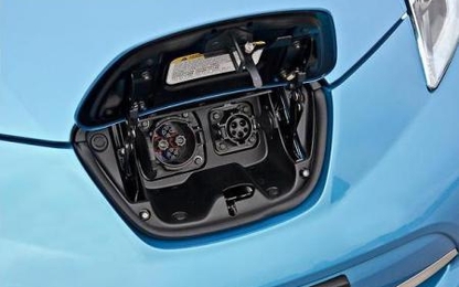 Nissan muốn biến xe hơi thành nguồn cấp điện sinh hoạt