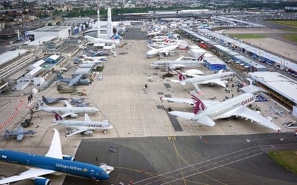 Airbus và Boeing nhận được hơn 200 đơn hàng tại triển lãm Paris Air Show