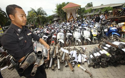 Thái Lan phạt cả phụ huynh có con đua xe trái phép