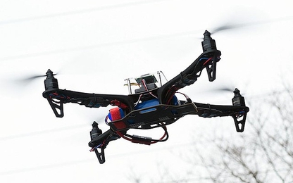 Bộ Quốc Phòng Việt Nam "tuýt còi" thú chơi Drone tự phát