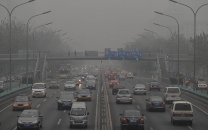 Trung Quốc: Hàng loạt thành phố áp dụng lệnh cấm xe chẵn lẻ
