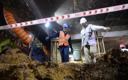 Đêm khẩn trương trong lòng đất thi công ga ngầm metro