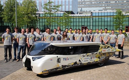 25 nước tham dự giải đua xe năng lượng mặt trời lớn nhất thế giới