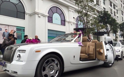 40 triệu cho 4 tiếng đón dâu bằng Rolls Royce
