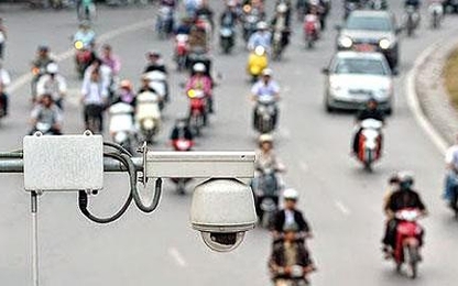 Tiền đầu tư camera giao thông sẽ được tính vào phí của người dân?