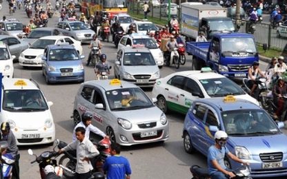 Hà Nội xin lùi thời hạn xoá sổ các hãng taxi dưới 50 xe