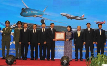 Cục Hàng không Việt Nam đón nhận Huân chương Lao động hạng Nhất