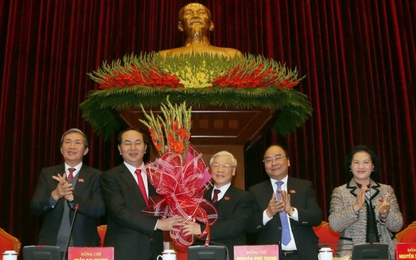 Đồng chí Nguyễn Phú Trọng chính thức tái đắc cử Tổng Bí thư