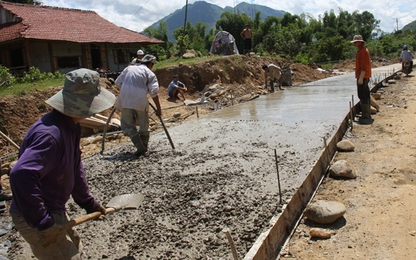 Sơn La: Cứng hóa đường giao thông-điểm nhấn của xây dựng nông thôn mới